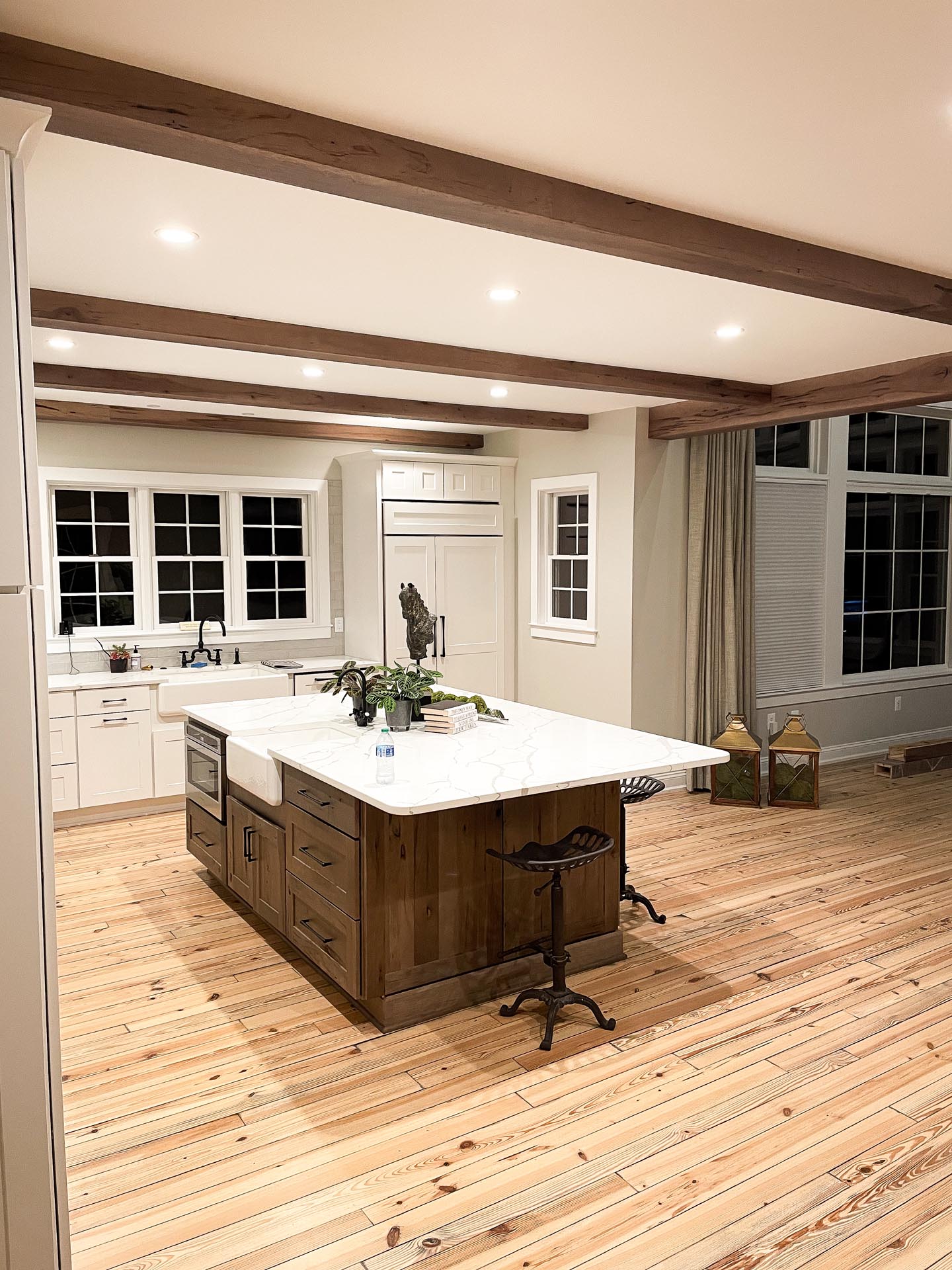 Weathered Hickory Box Beam