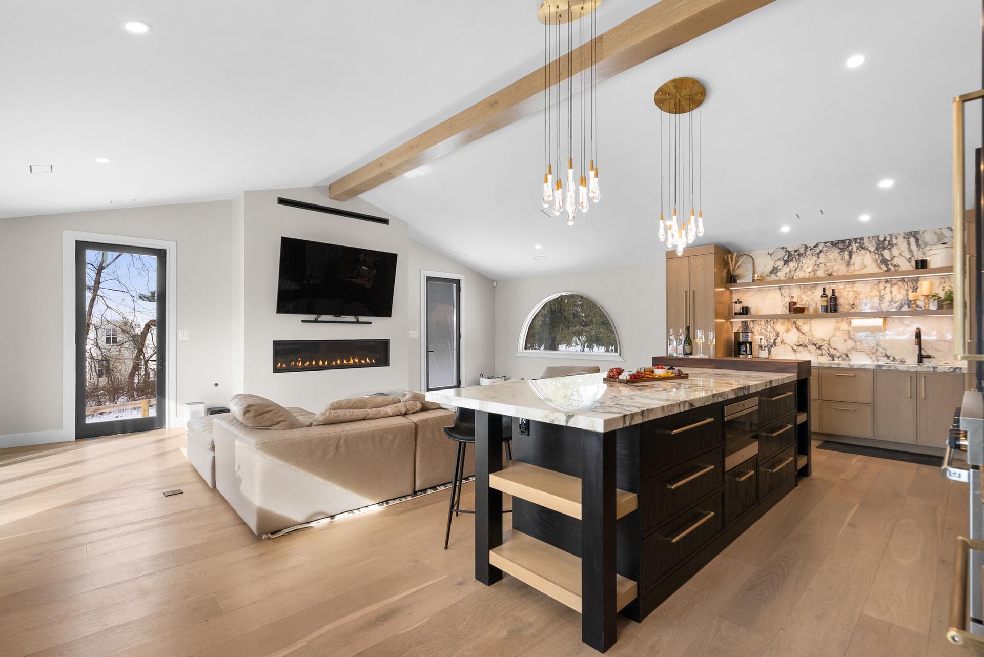 White Oak Unfinished Box Beam