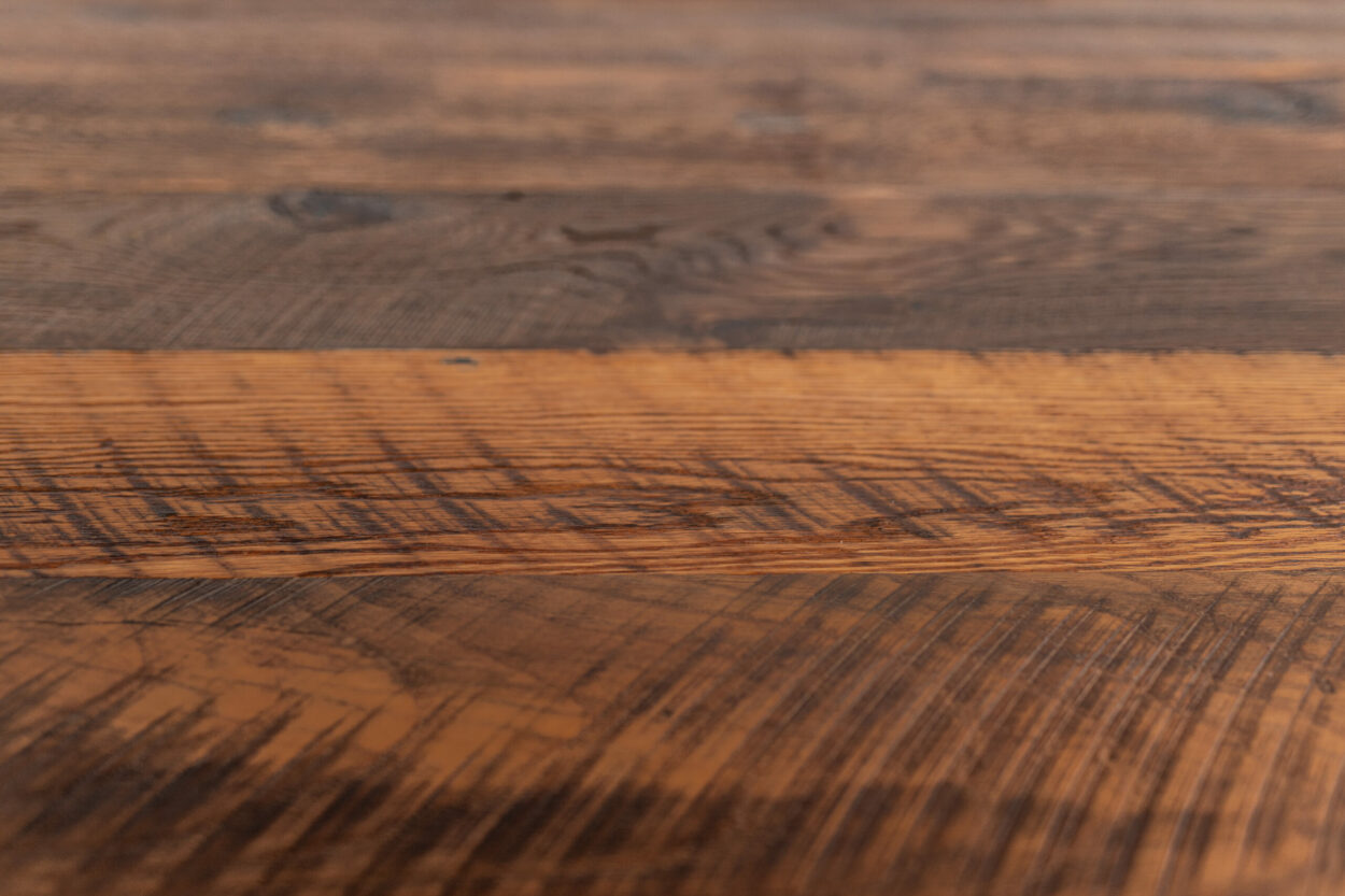 Montana Dining Table Walnut Clean Fancy 1