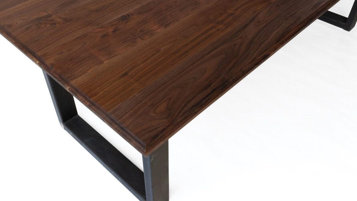 Washington Walnut Table Clean Fancy 3